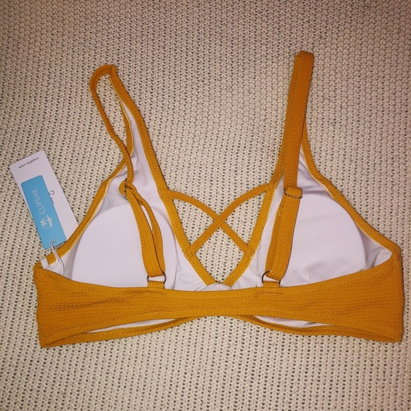 Cupshe bikini top - Picture 2 of 2